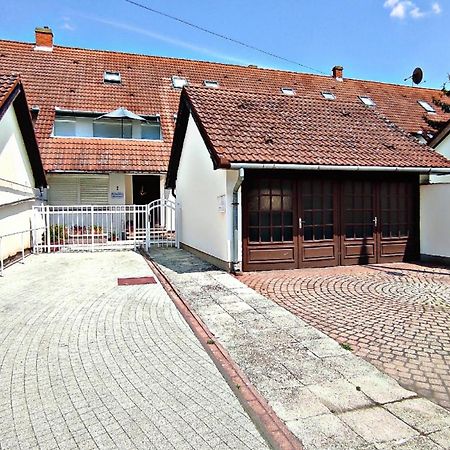 Alea Apartmanok Гаркань Екстер'єр фото